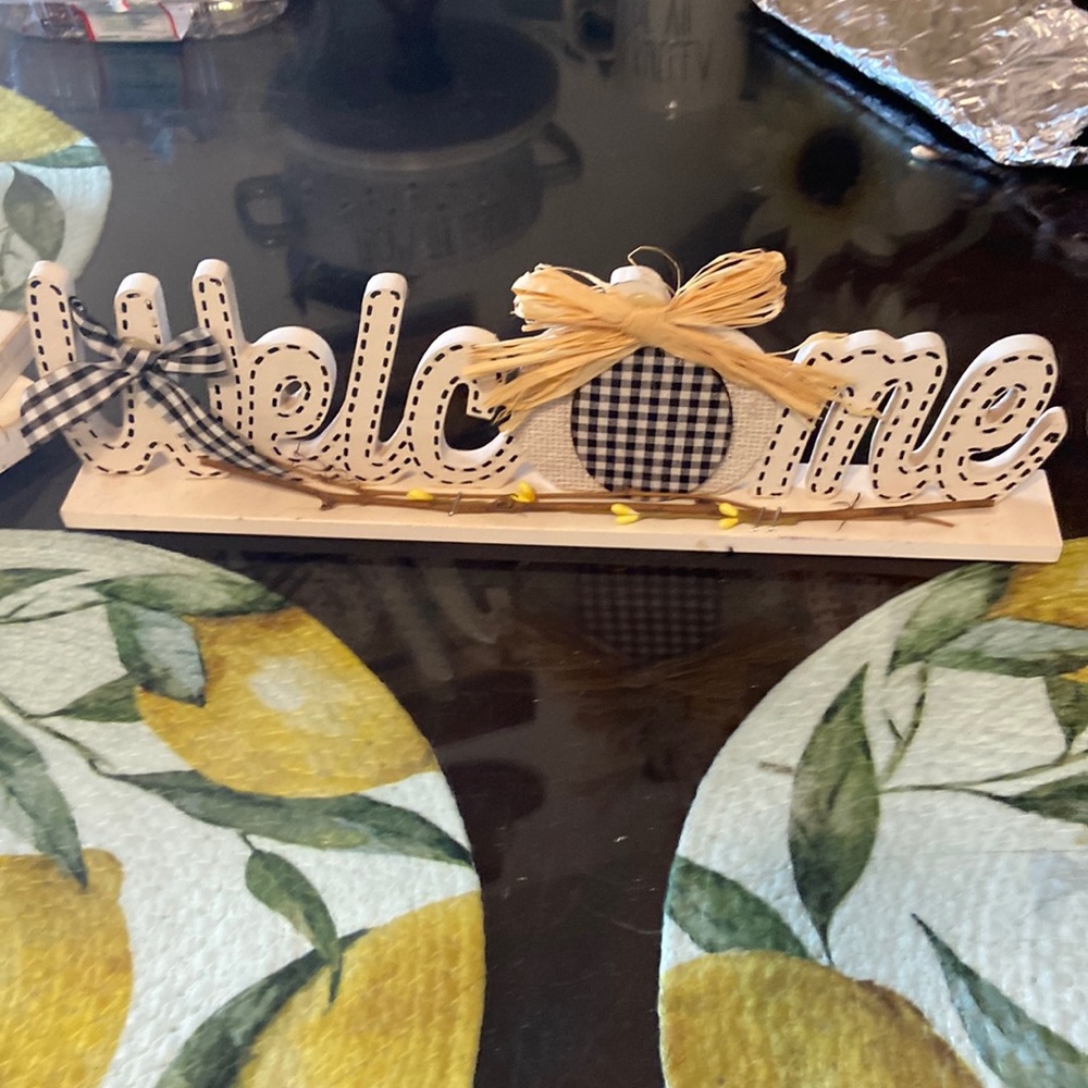 ❤️ Welcome fall sign